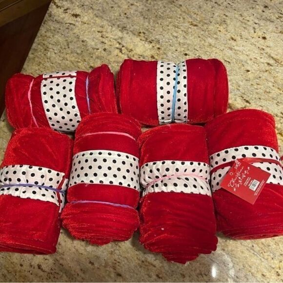 Red ribbon, velvet feel, red with black and white trim - Picture 1 of 5